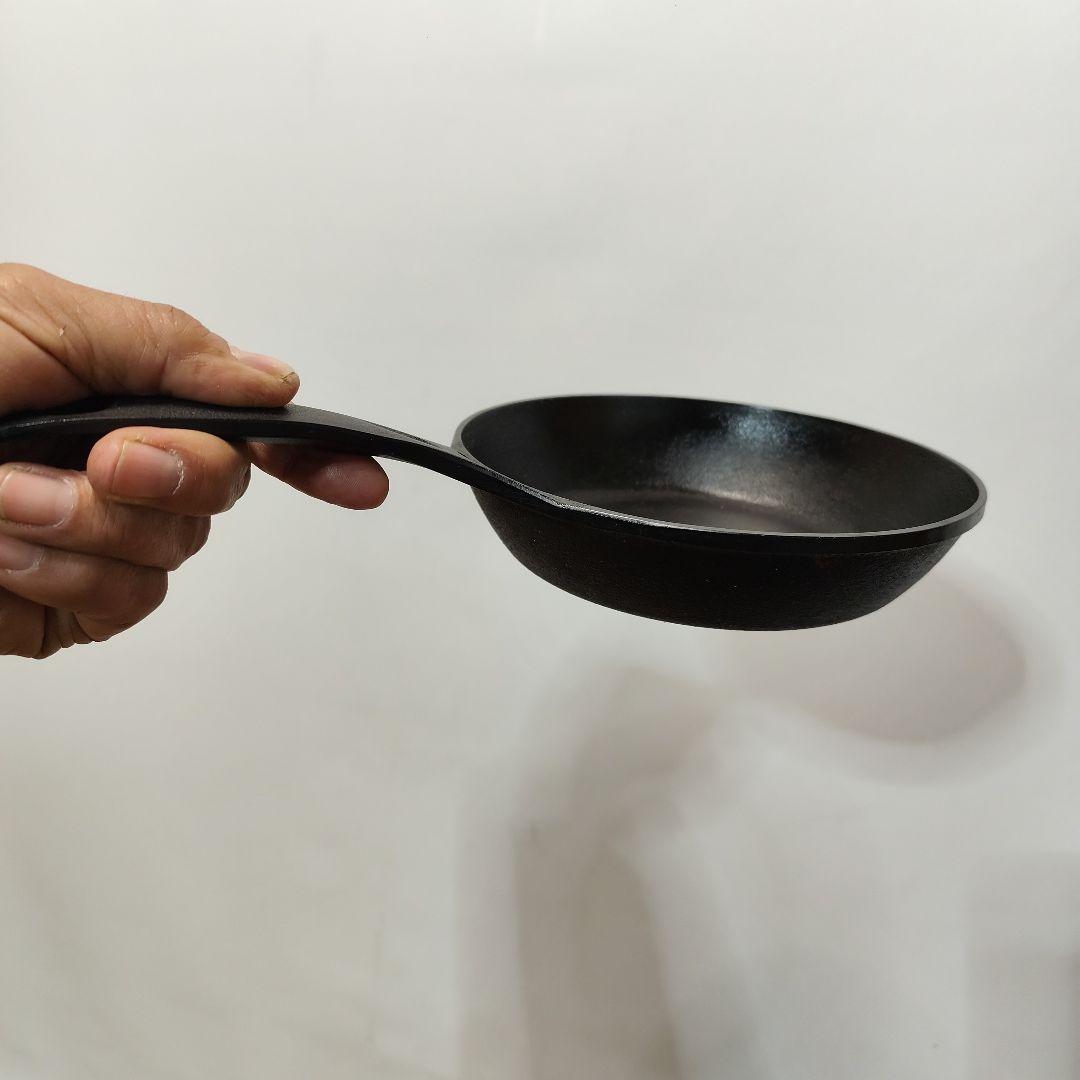 岩鉄鉄器ダクタイルパン PFAS不使用の鉄フライパン18cm