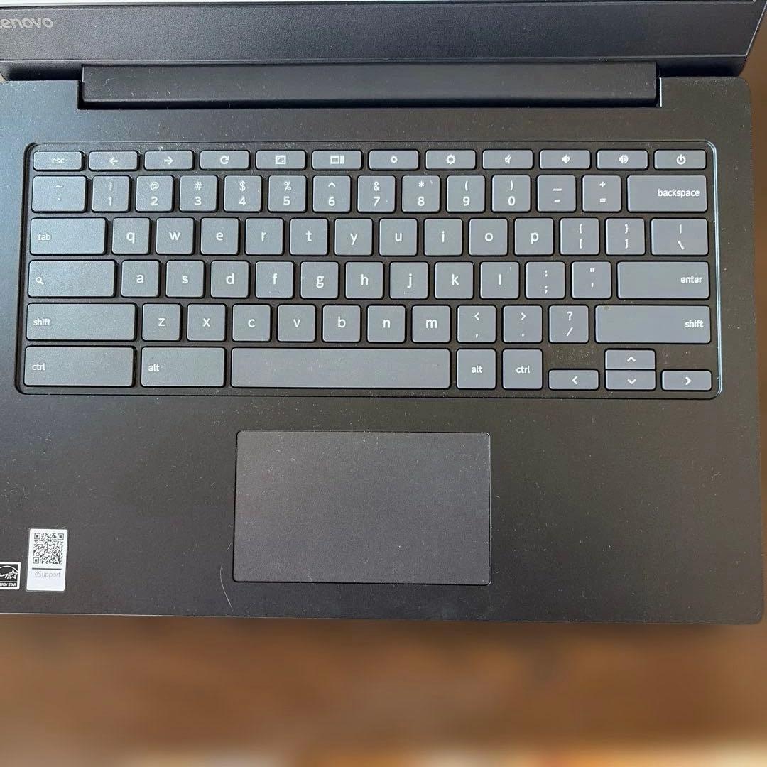 Chromebook本体 Lenovo chrome book S330