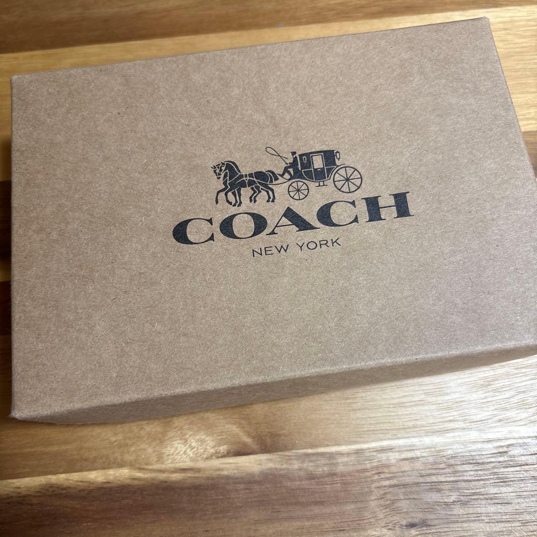 【新品・未使用】coach 2つ折り財布