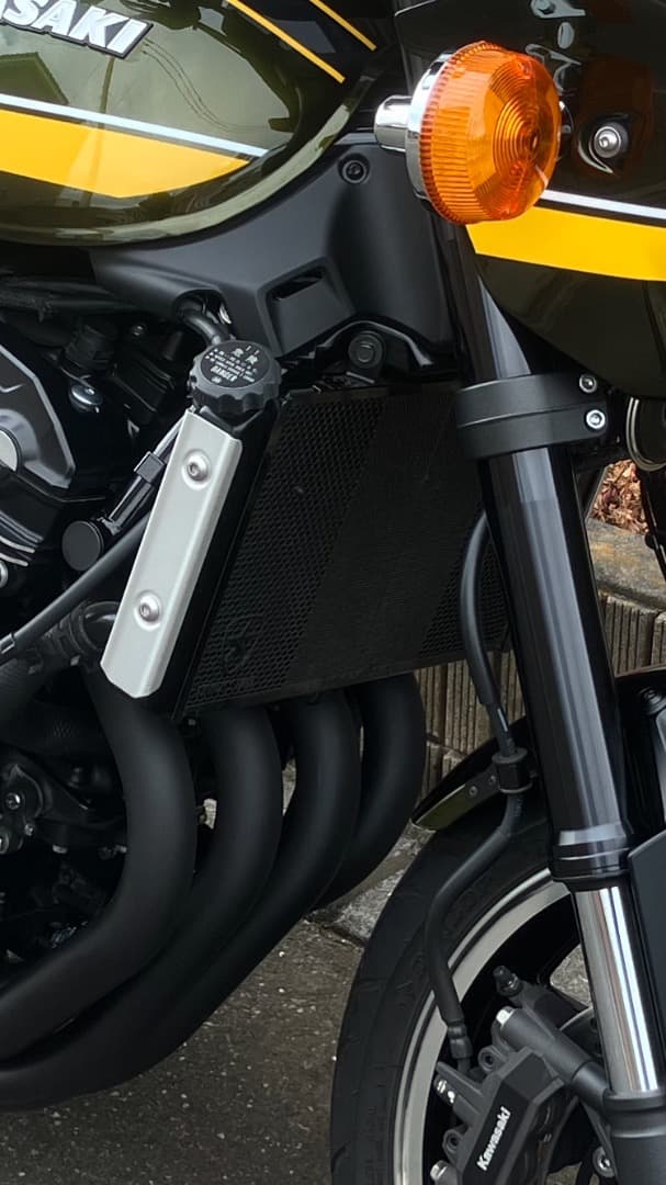 Z900RSーTRICK STAR ラジエーターガード