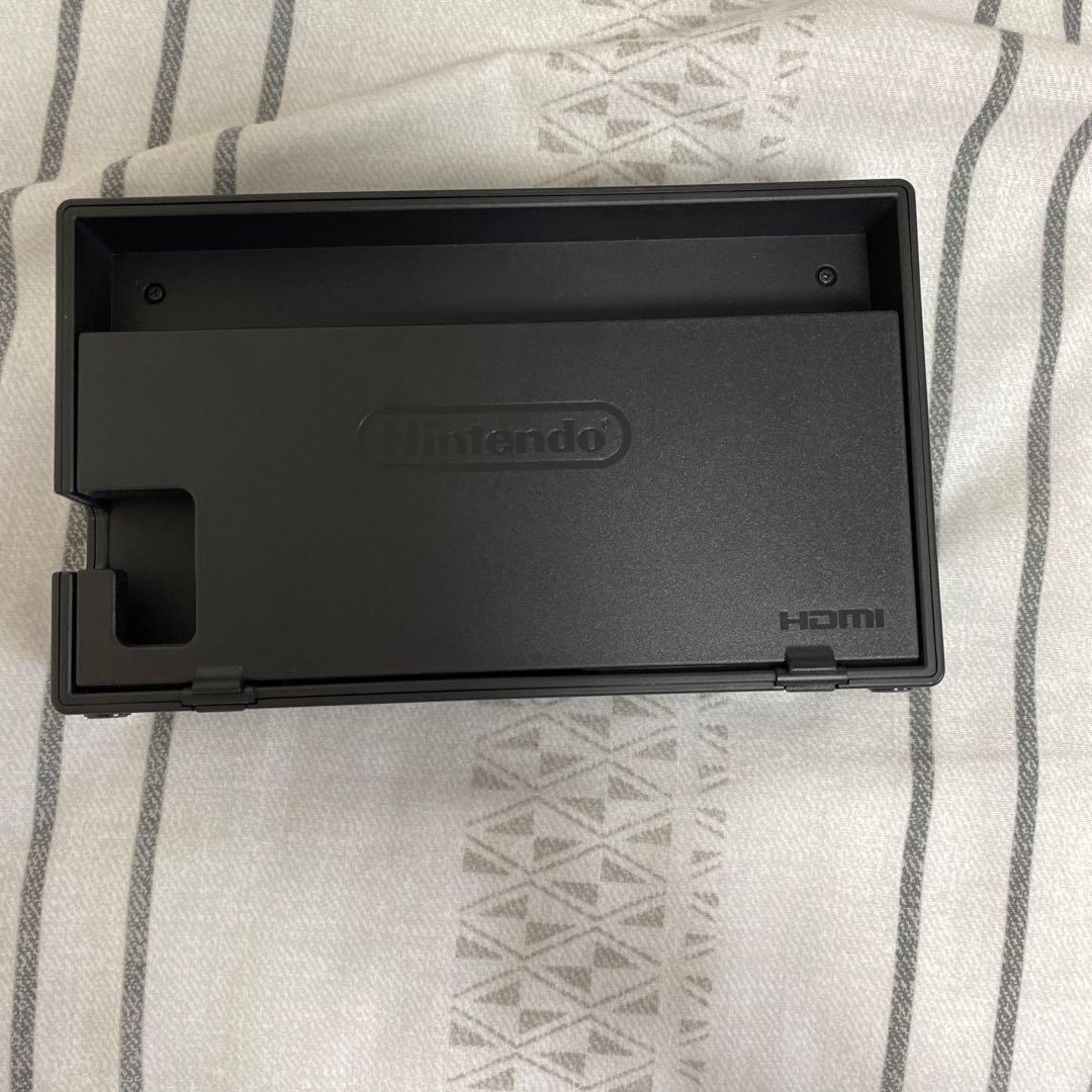 Nintendo Switch 動作確認済み+ソフト1本　中古