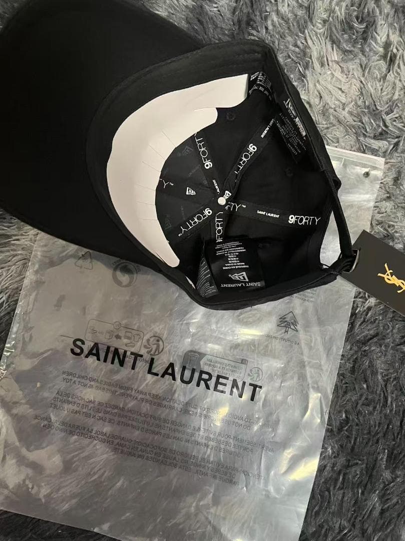 SAINT LAURENT ブラック ベースボールキャップ 9FORTY