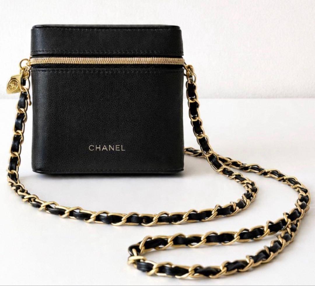 CHANEL ノベルティ リップケース ミニショルダーバッグ