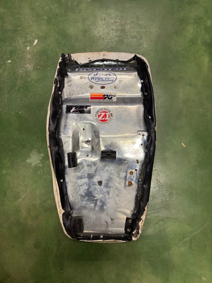 KZ650ザッパーシート