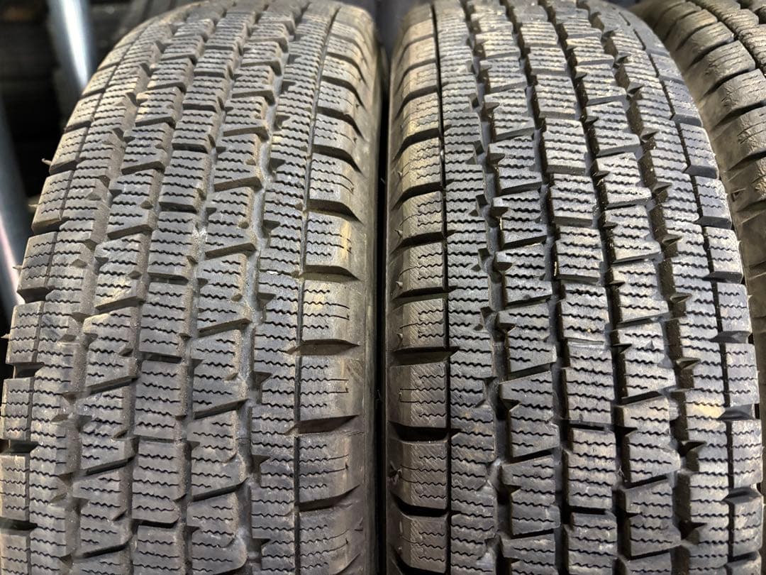 G-25 ブリヂストン W300 145R12 6PRLT 軽トラ