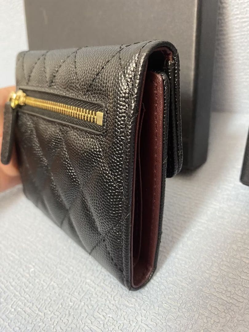 CHANEL キルティング三つ折り財布 ブラック