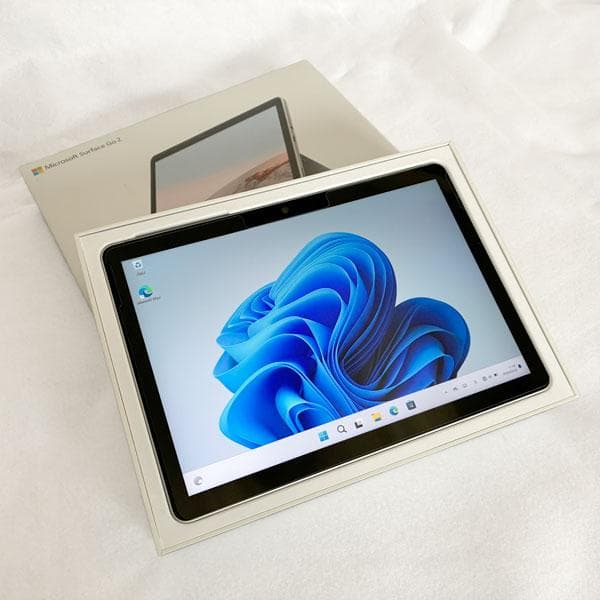 【美品】Microsoft Surface Go 2 8GB SSD128GB