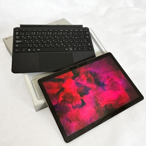 【美品】Microsoft Surface Go 2 8GB SSD128GB