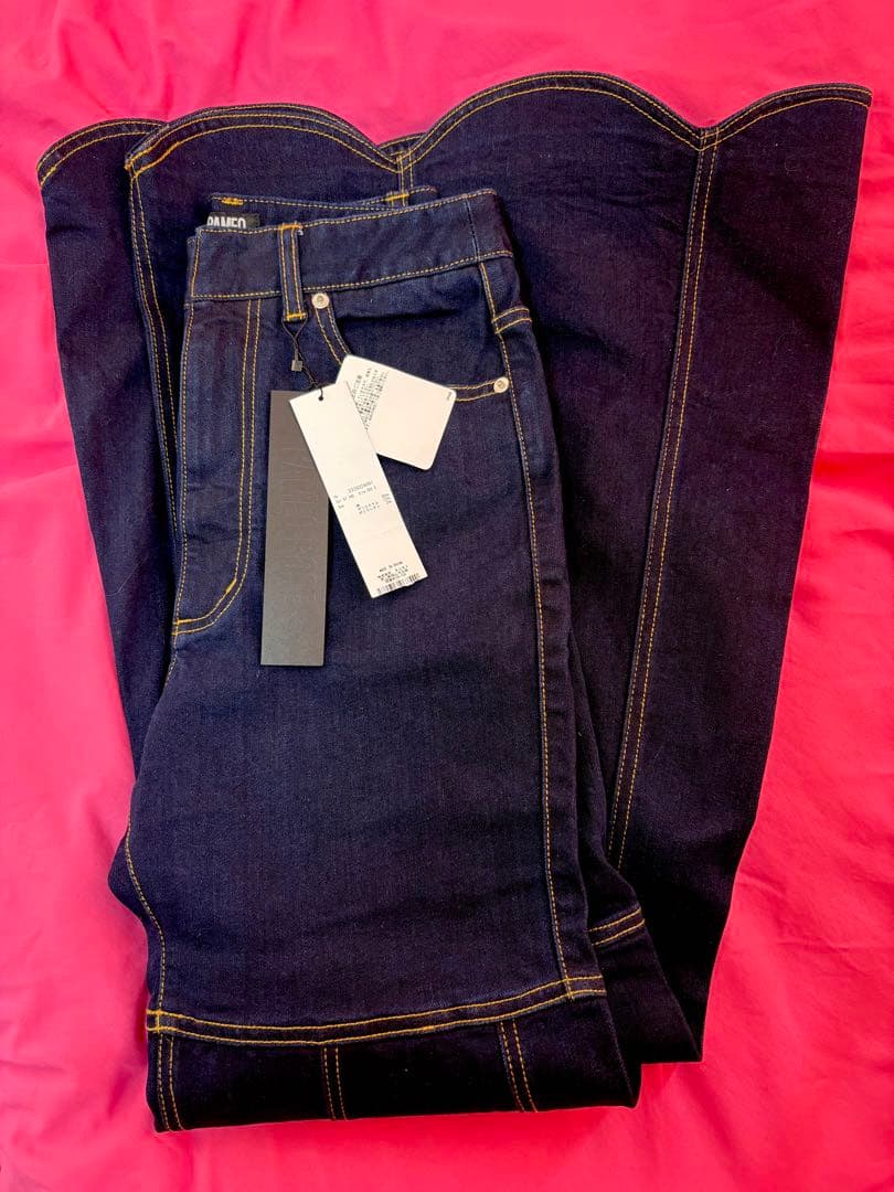 マリークワント パメオポーズ Daisy Petal Denim Pants