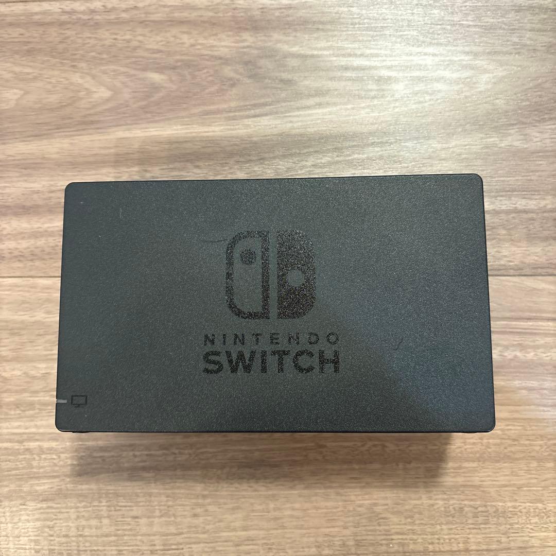 Nintendo Switch 本体　収納ケース付き