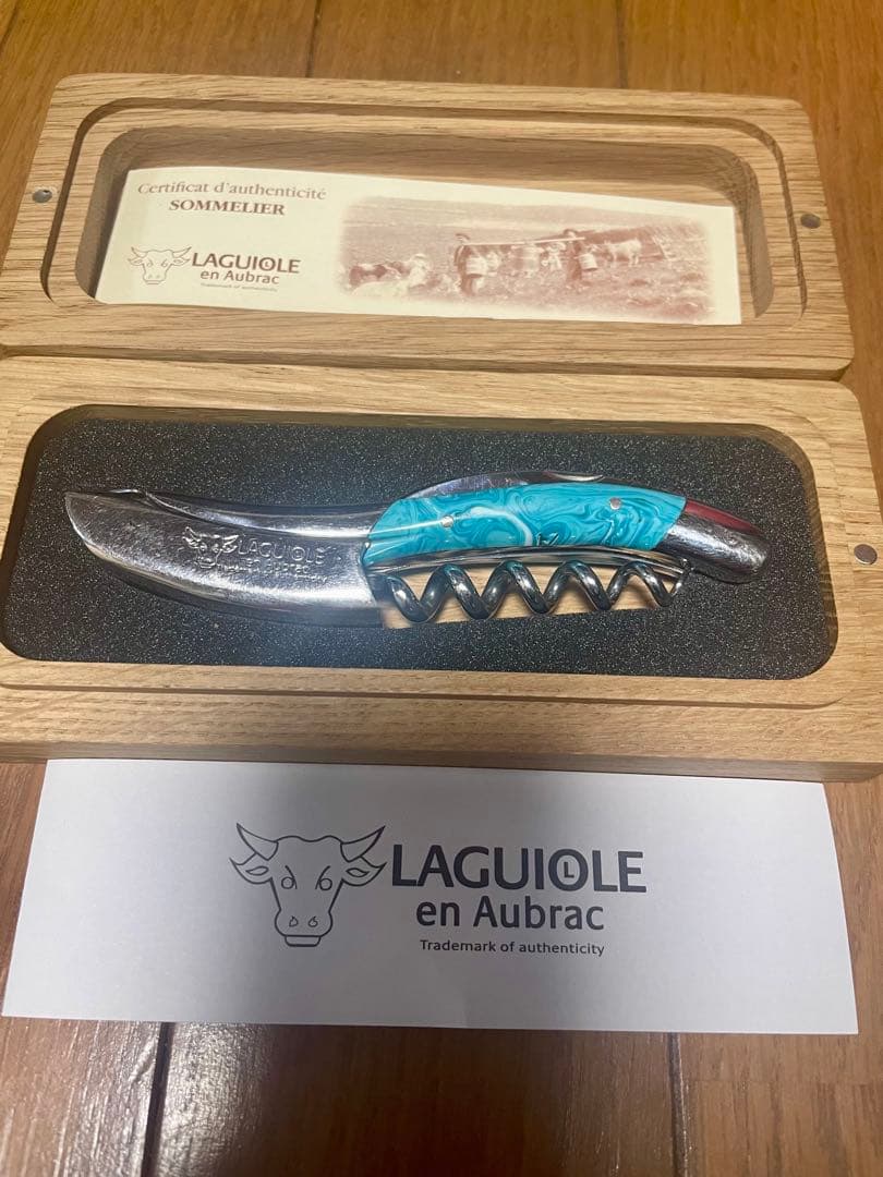 美品　ラギオール　Laguiole en Aubrac ソムリエナイフ　天然石