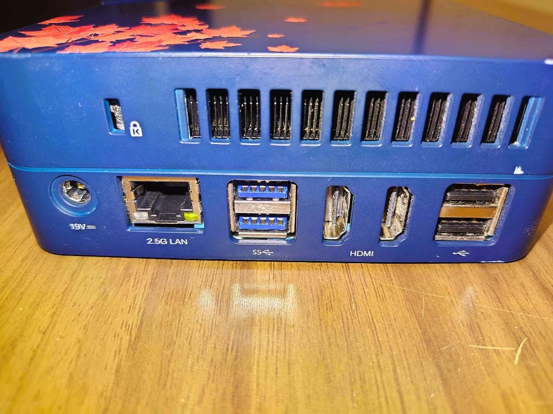 MINISFORUM UM773SE 本体・付属品・箱あり