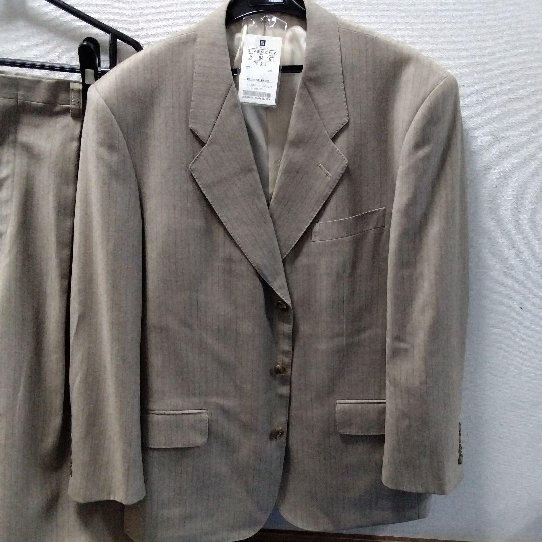 新品未使用品　メンズ　GIVENCHY ストライプスーツ 94 AB4