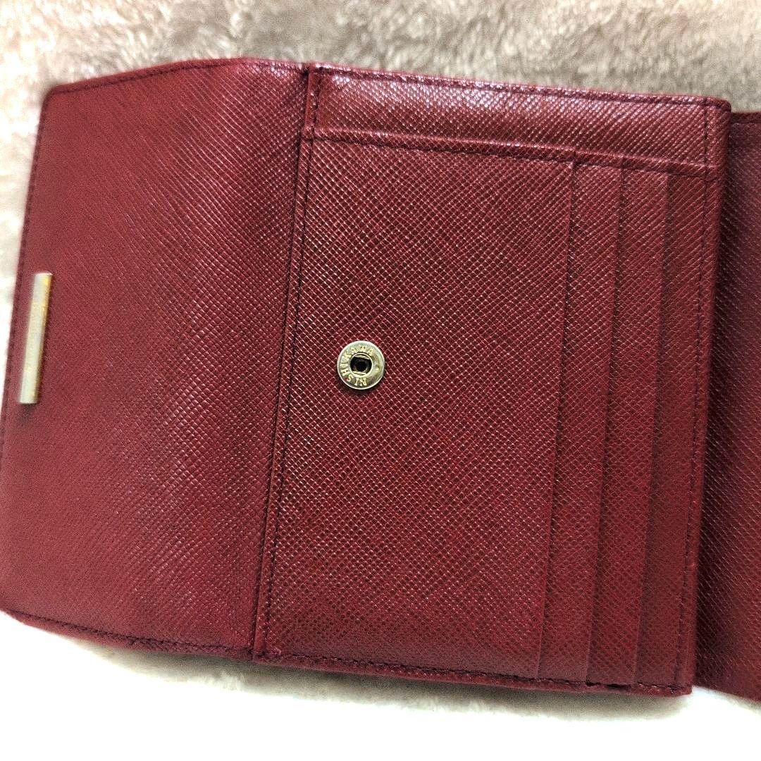 バーバリー　Wホック 折り財布 レザー　レッド　ノバチェック