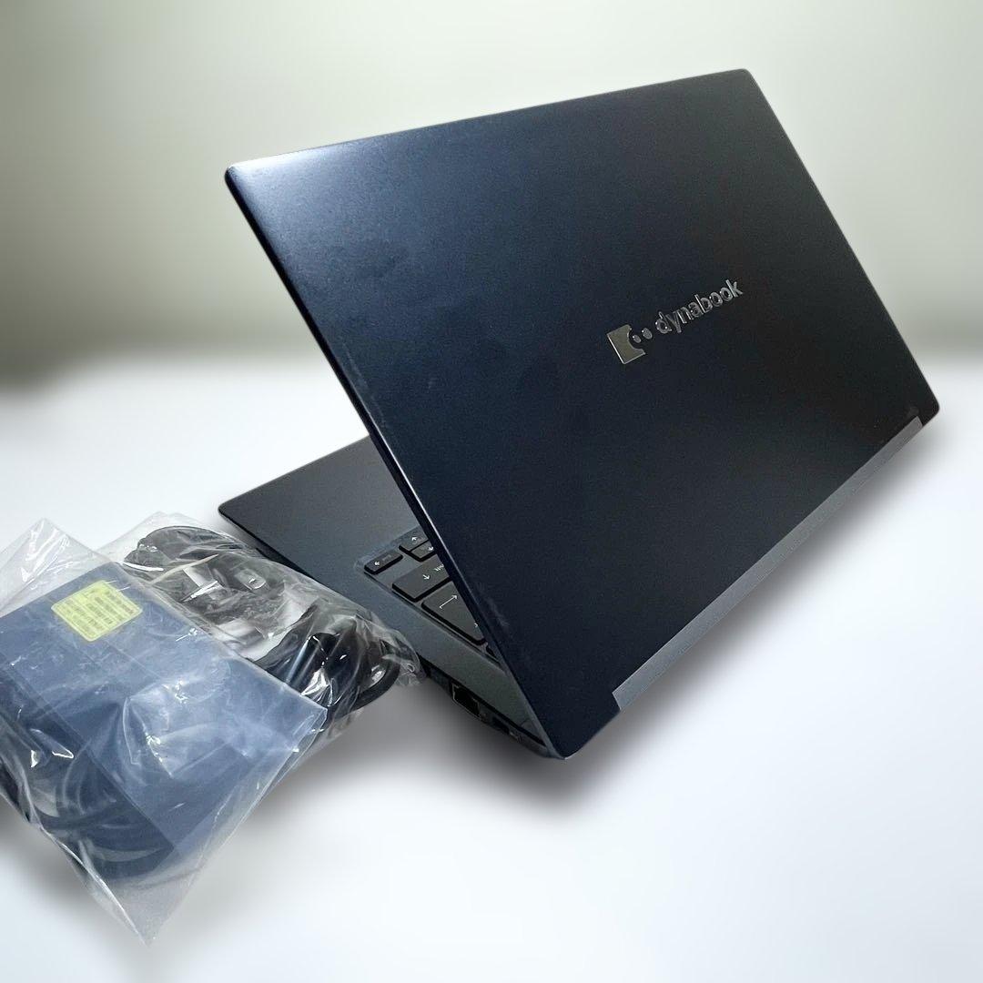 【美品】dynabook G83/KW 16GB i5 第12世代 2023年