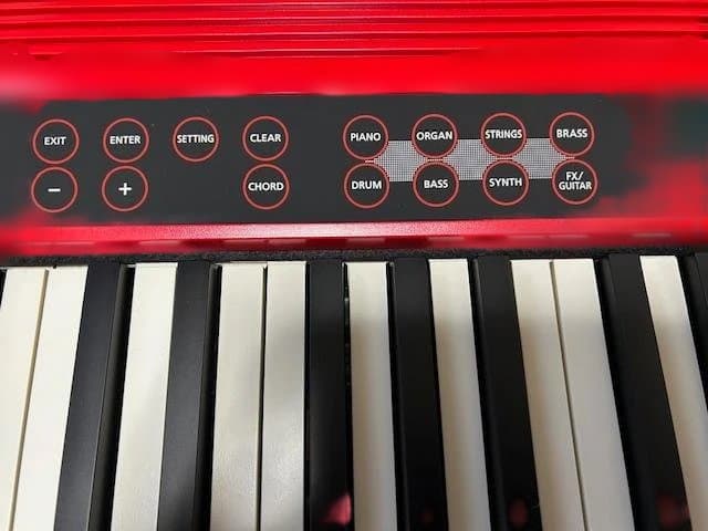 オ*い様 Roland GO:KEYS 赤 電子ピアノ 3回ほど使用しました。