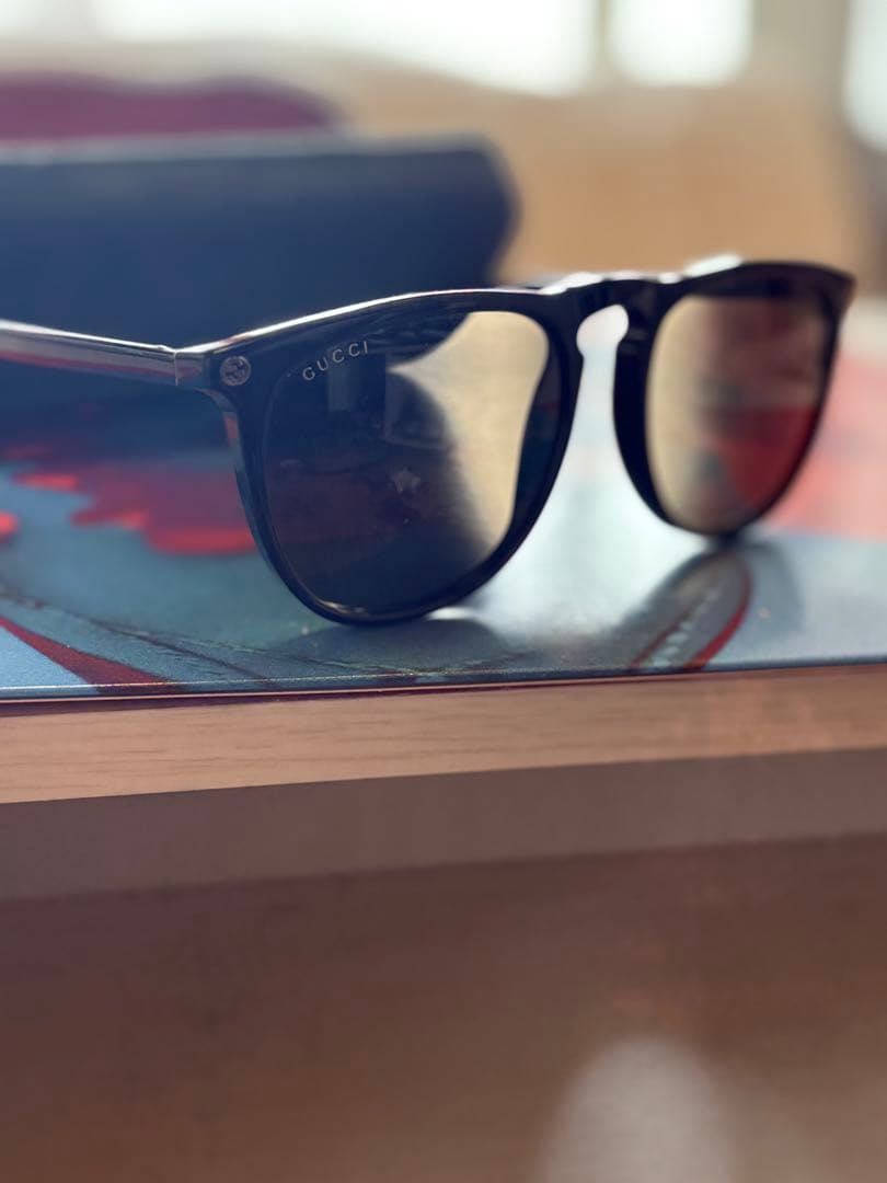 GUCCI サングラス ブラック