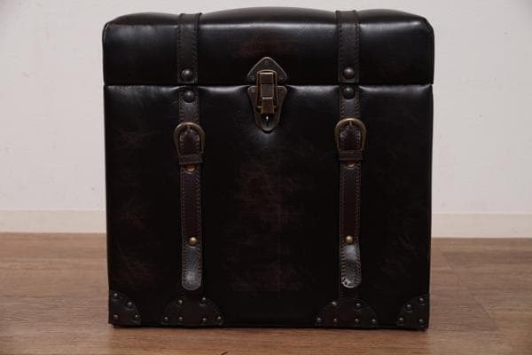 フォロー割【新品】アンティーク風 トランクスツール 収納付き 椅子