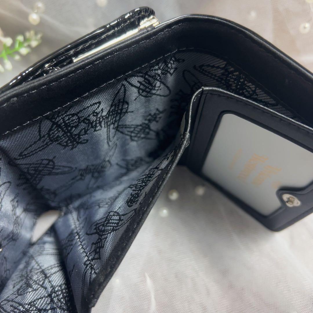 VivienneWestwoodエナメル ブラック 三つ折り財布