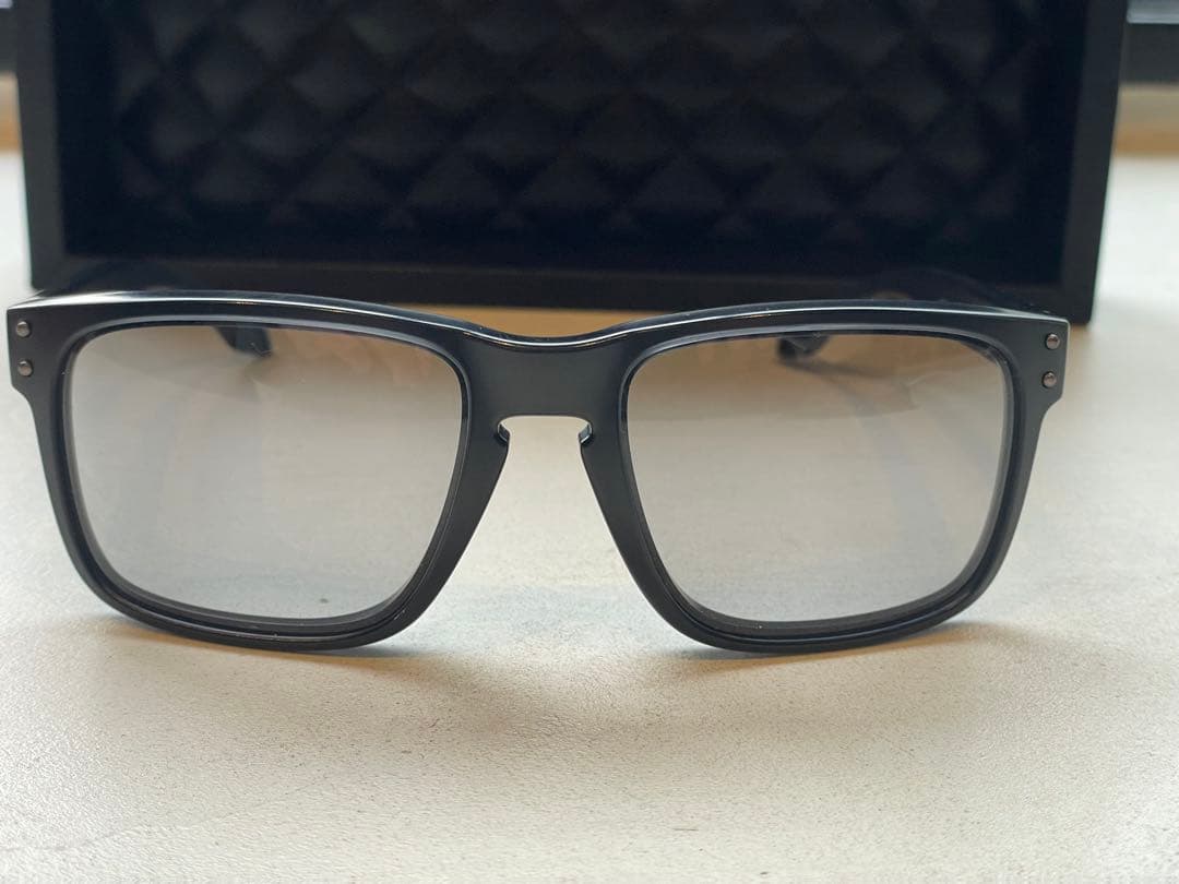 【極美品】OAKLEY オークリー サングラス HOLBROOK ホルブルック