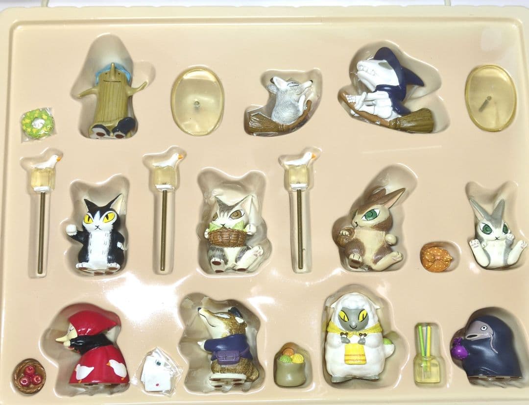 2004年11月発売わちふぃーるど ガリガリ山ランプ用フィギュア10体セット