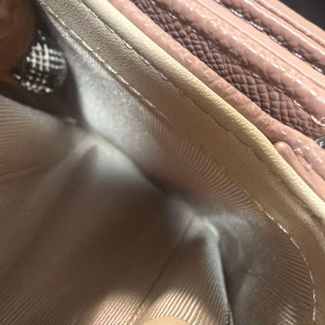 JILLの三つ折財布。