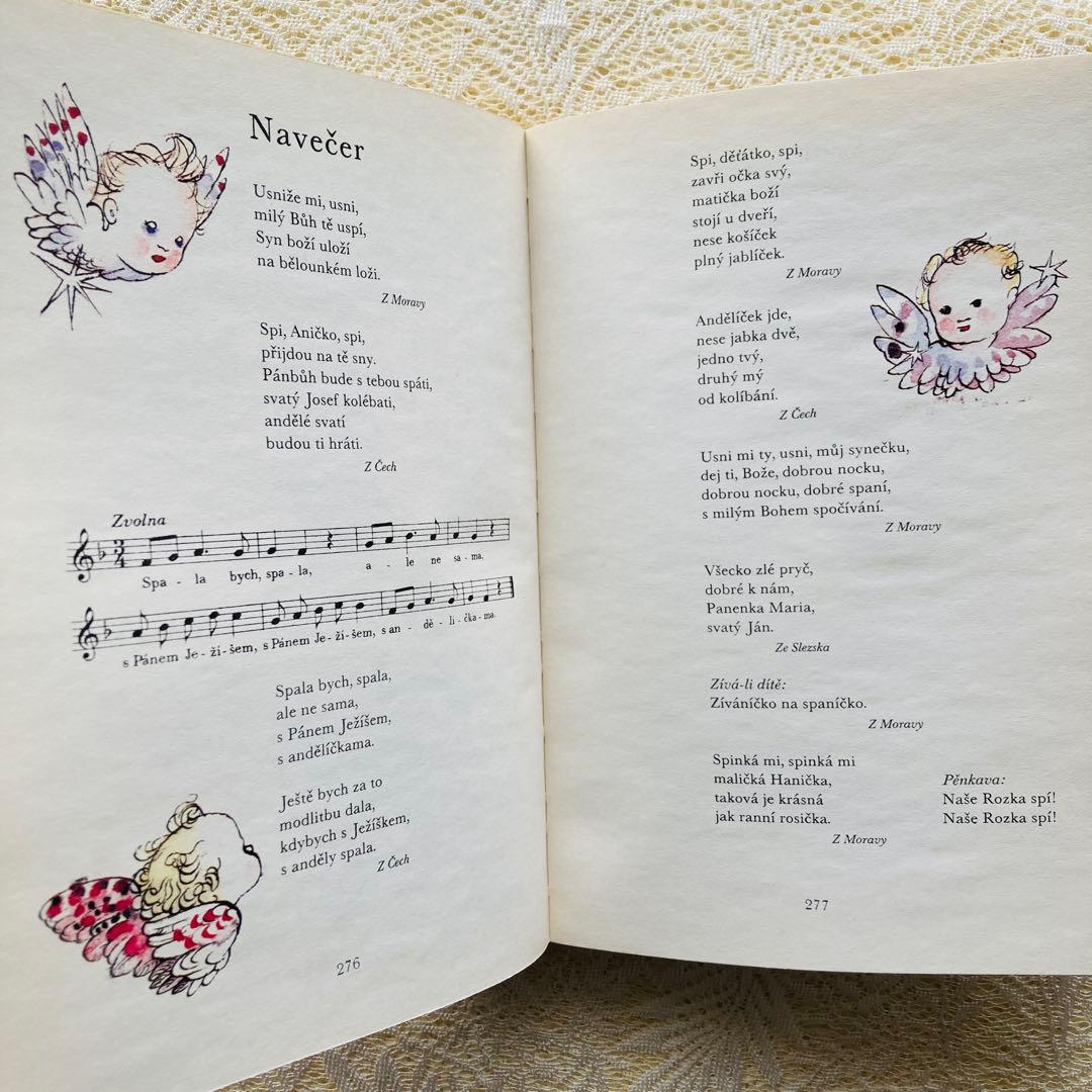 洋書　古書　チェコの古い絵本　春を彩る童謡集・詩集　鮮やかで美しい挿絵♡