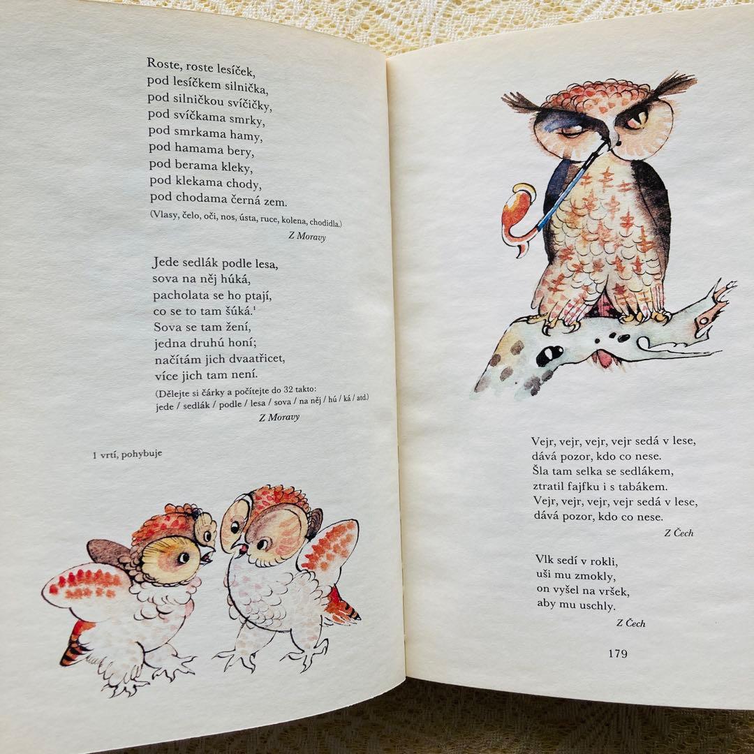 洋書　古書　チェコの古い絵本　春を彩る童謡集・詩集　鮮やかで美しい挿絵♡