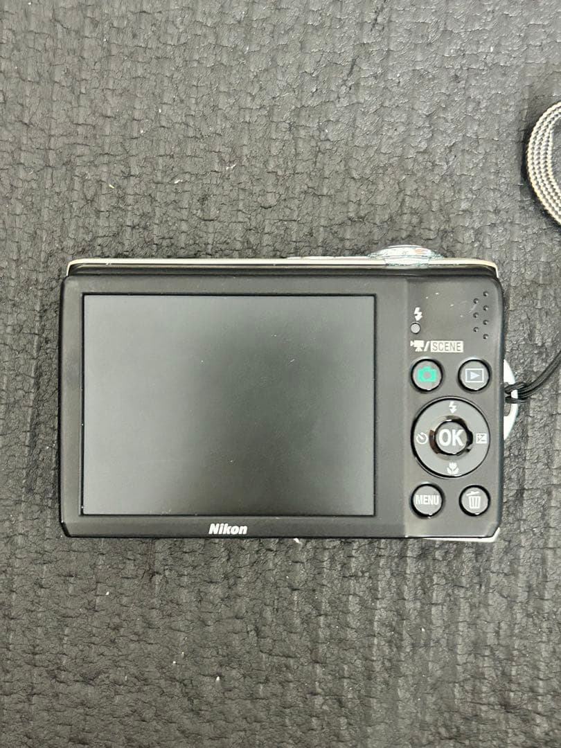 Nikon COOLPIX L22 コンパクトデジタルカメラ