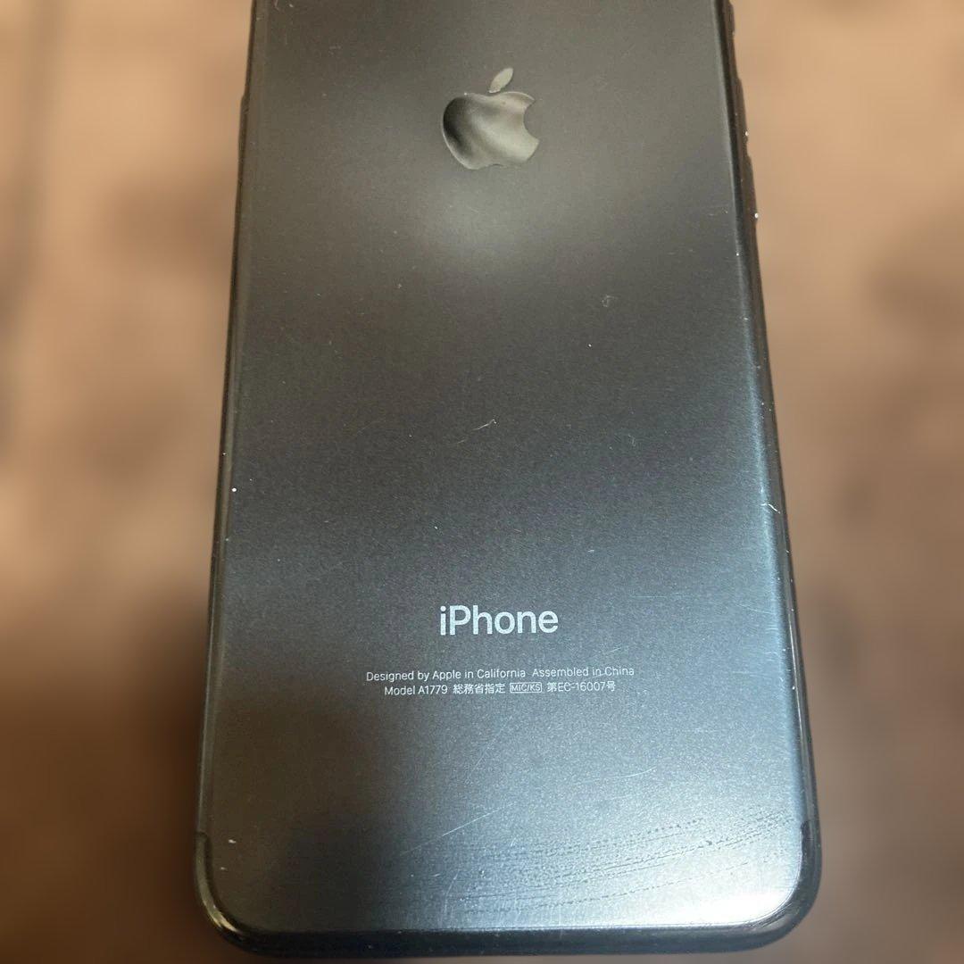 iPhone 7ブラック 128GB本体