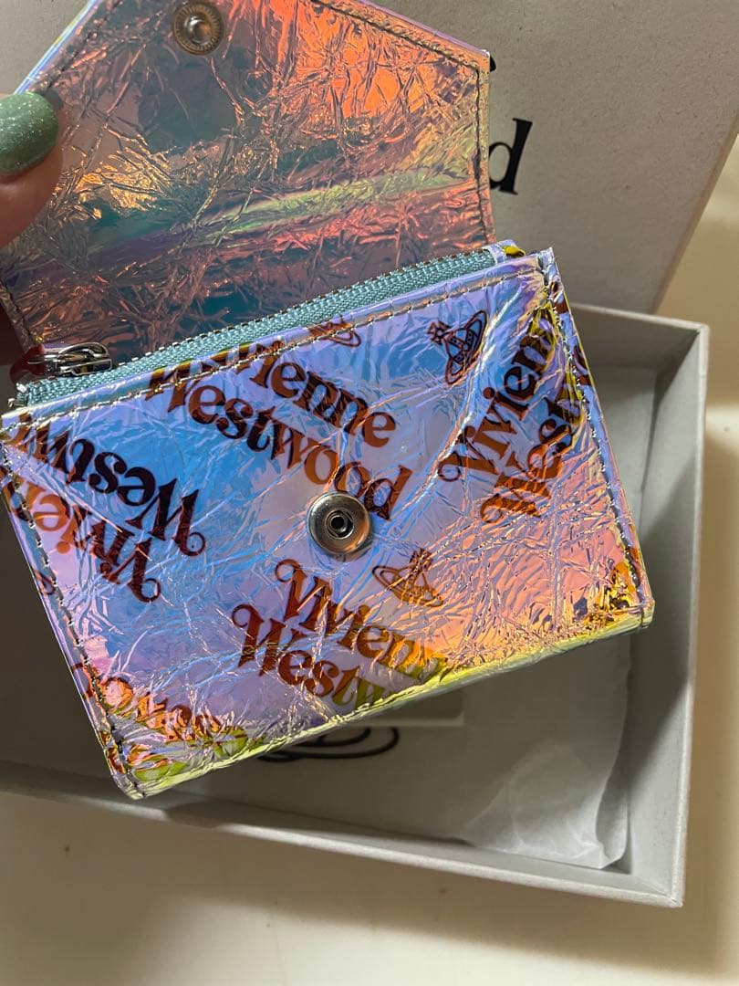 未使用:Vivienne Westwood 三つ折り財布 ホログラム