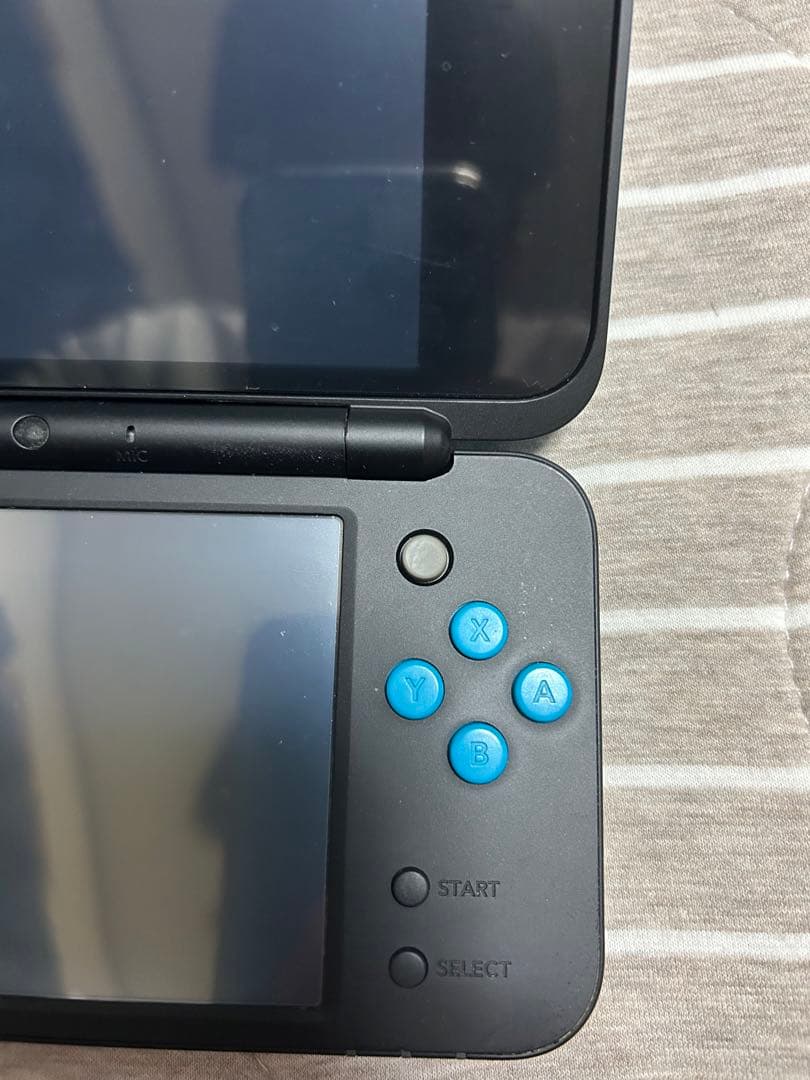 New Nintendo 2DS LL ブラック×ターコイズ
