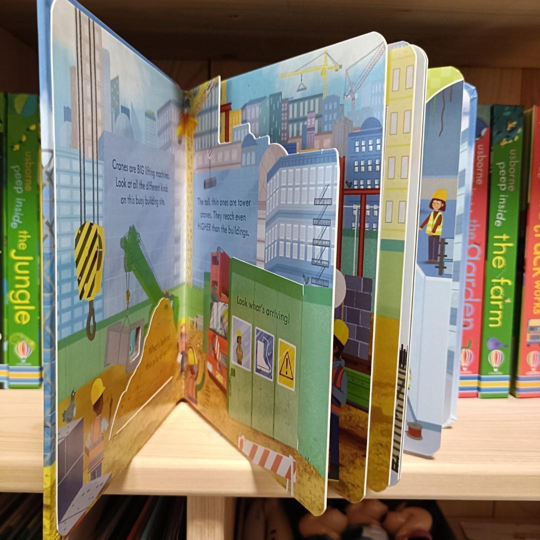 Peep Inside Usborne しかけ絵本　絵本　英語　幼児　英語教育