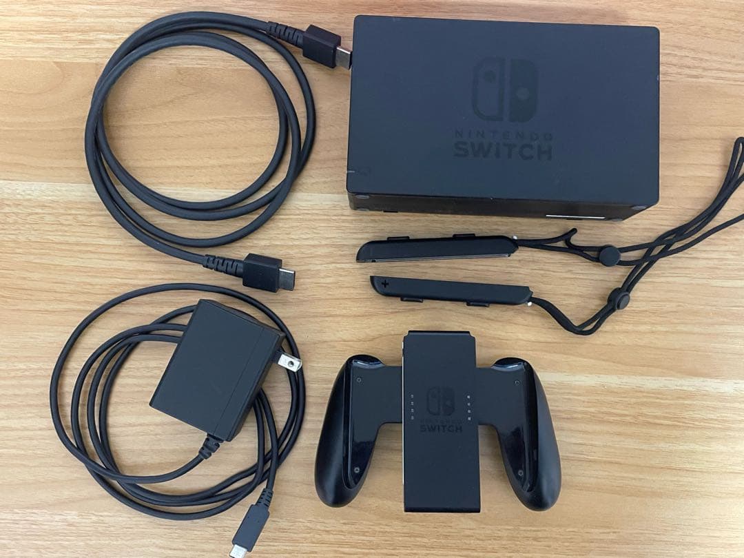 Nintendo Switch 本体 周辺機器 SDカード ケース