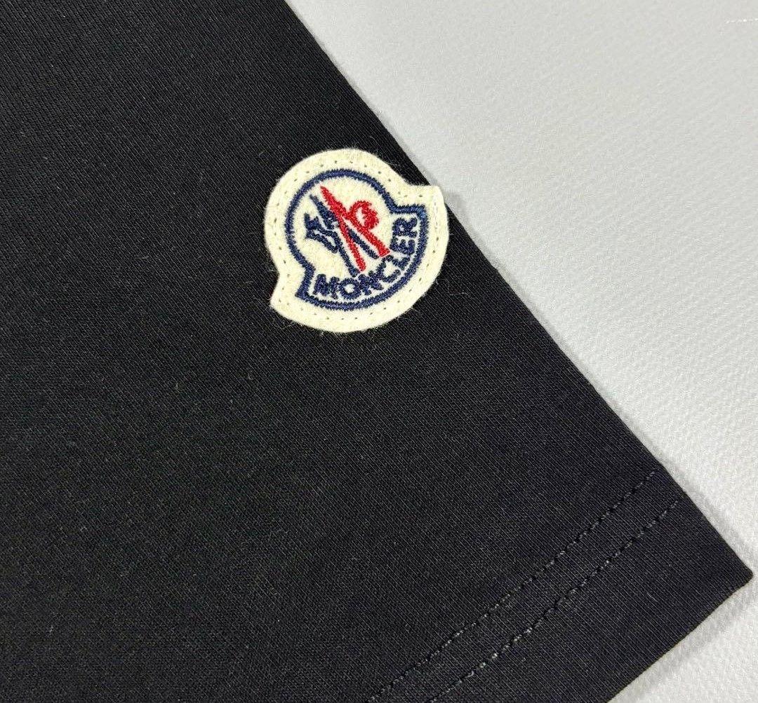 【新品・正規品】MONCLER 半袖Tシャツ　XSサイズ