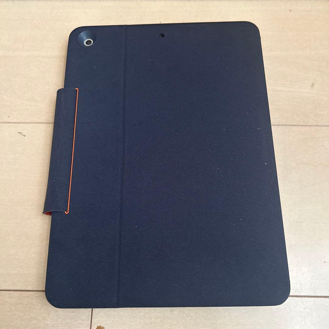 「美品」　iPad 第8世代　32gbモデル　ケース付