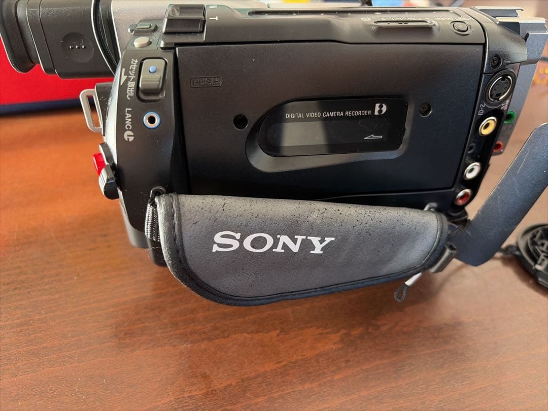 三脚付き SONY DCR-TRV735K ハンディカム ソニー ビデオカメラ