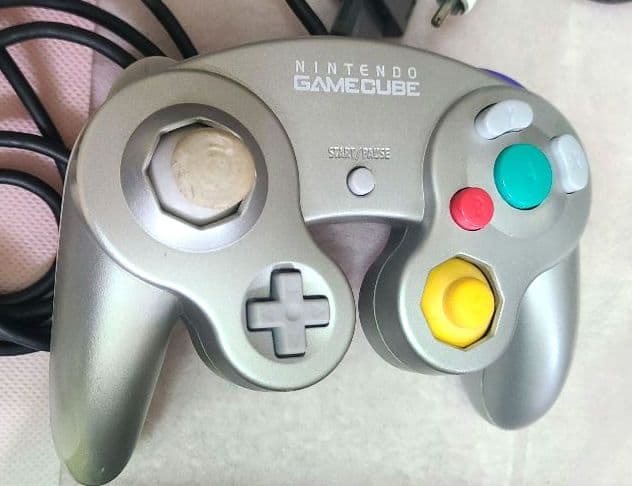ゲームキューブ 本体+PSP 本体 2 個 セット バッテリーなし ジャンク