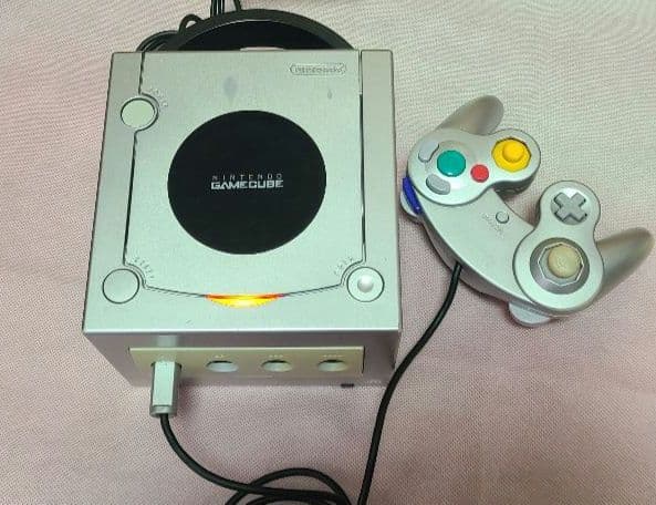 ゲームキューブ 本体+PSP 本体 2 個 セット バッテリーなし ジャンク