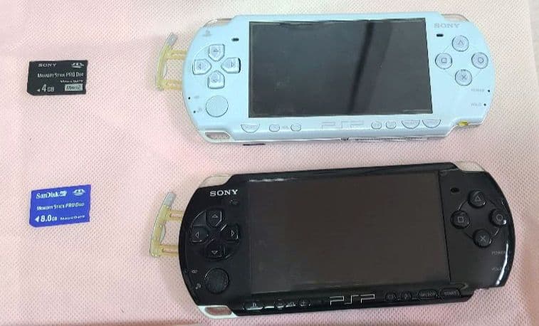 ゲームキューブ 本体+PSP 本体 2 個 セット バッテリーなし ジャンク