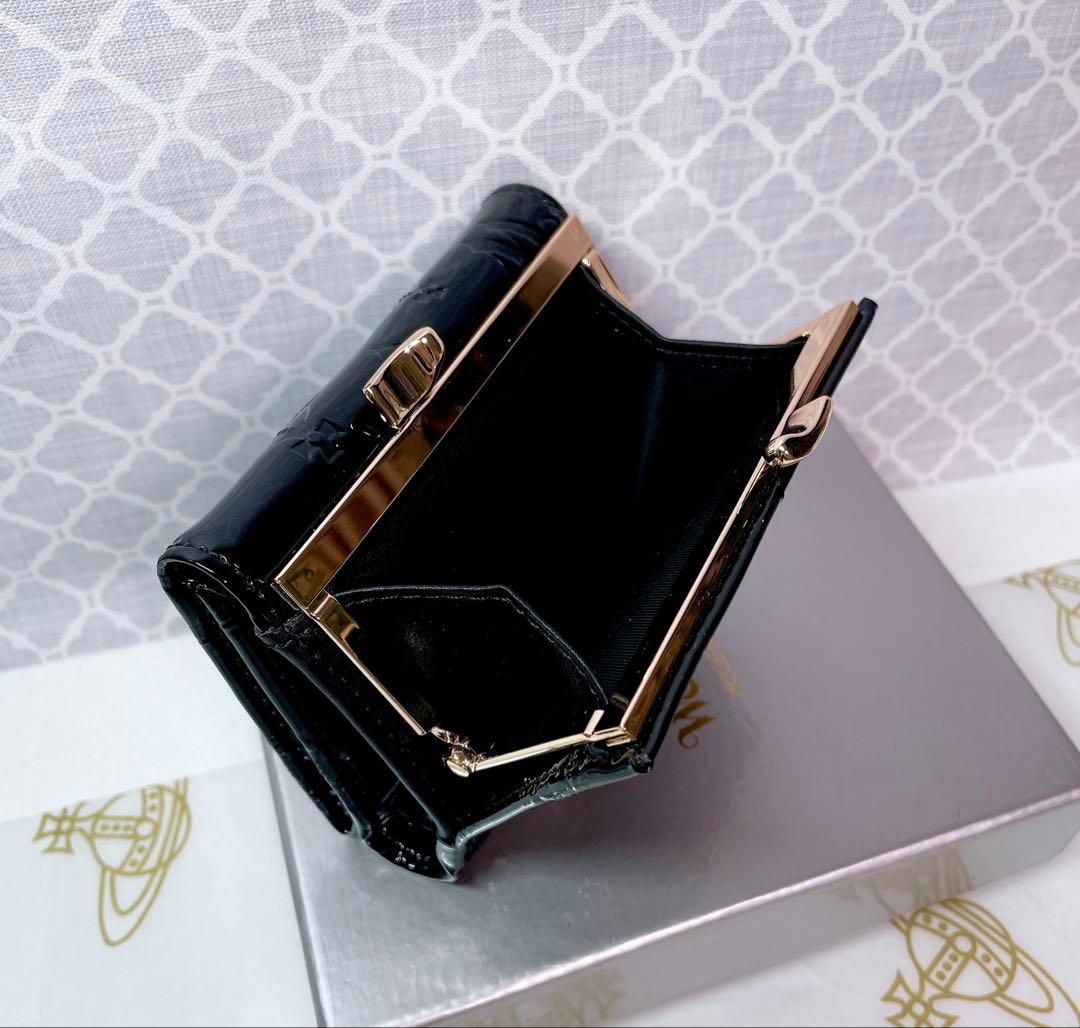 【大人気✨️ショッパー付】新品 Vivienne Westwoodエナメルブラック