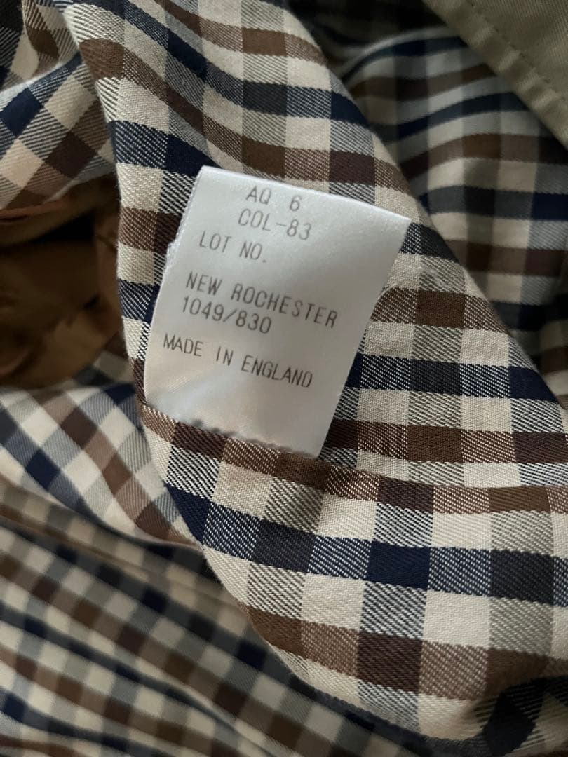 aquascutum アクアスキュータム ベージュ トレンチコート チェック裏地