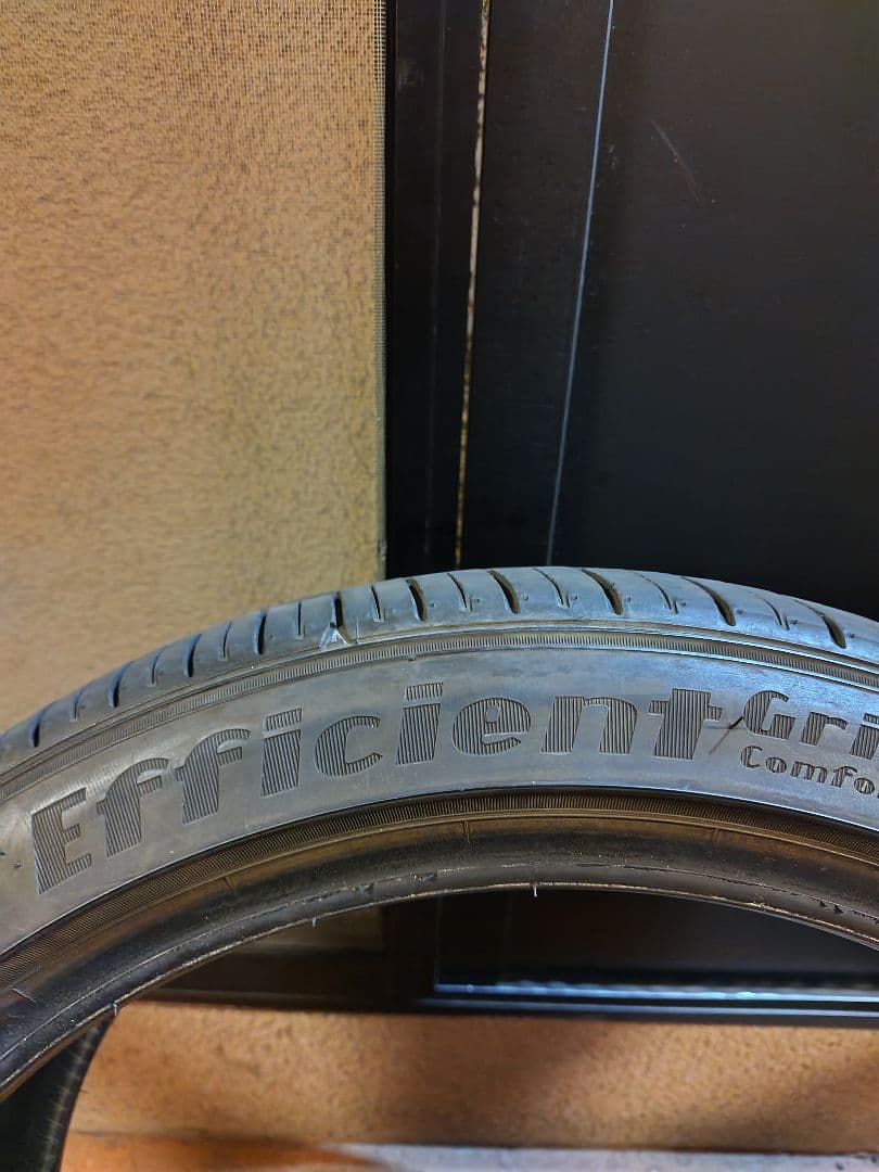 マル215/45/R18　グッドイヤー　Efficient Grip 　㉚