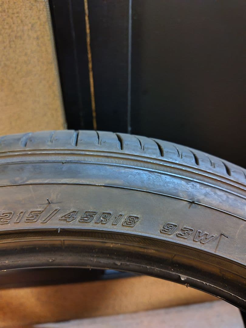 マル215/45/R18　グッドイヤー　Efficient Grip 　㉚
