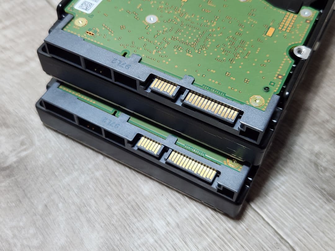 2枚まとめ WD 8TB Red 2.5インチ ハードディスク 中古