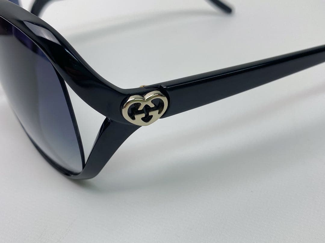 美品 GUCCI グッチ サングラス ラブリーハート ブラック ブルー