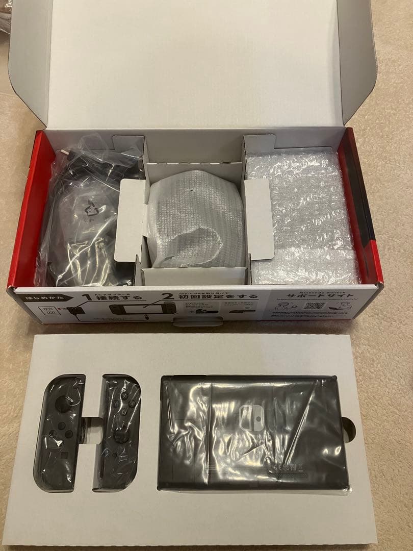 Nintendo Switch 本体 + Joy-Con + カセット＋アクセ