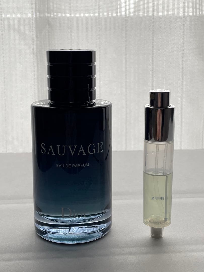 Dior ソヴァージュ オードゥパルファン 100ml トラベル用 10ml