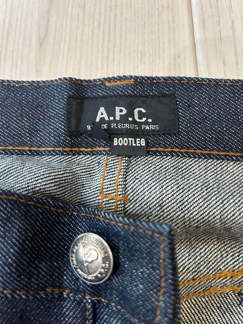 APC ストレートデニム　希少　レア　インディゴ　ボトムス　【サイズ31】