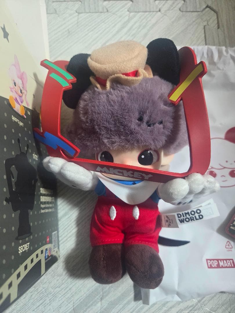 e*n様 オークションシークレット DIMOO WORLD ビニールプラッシュキ